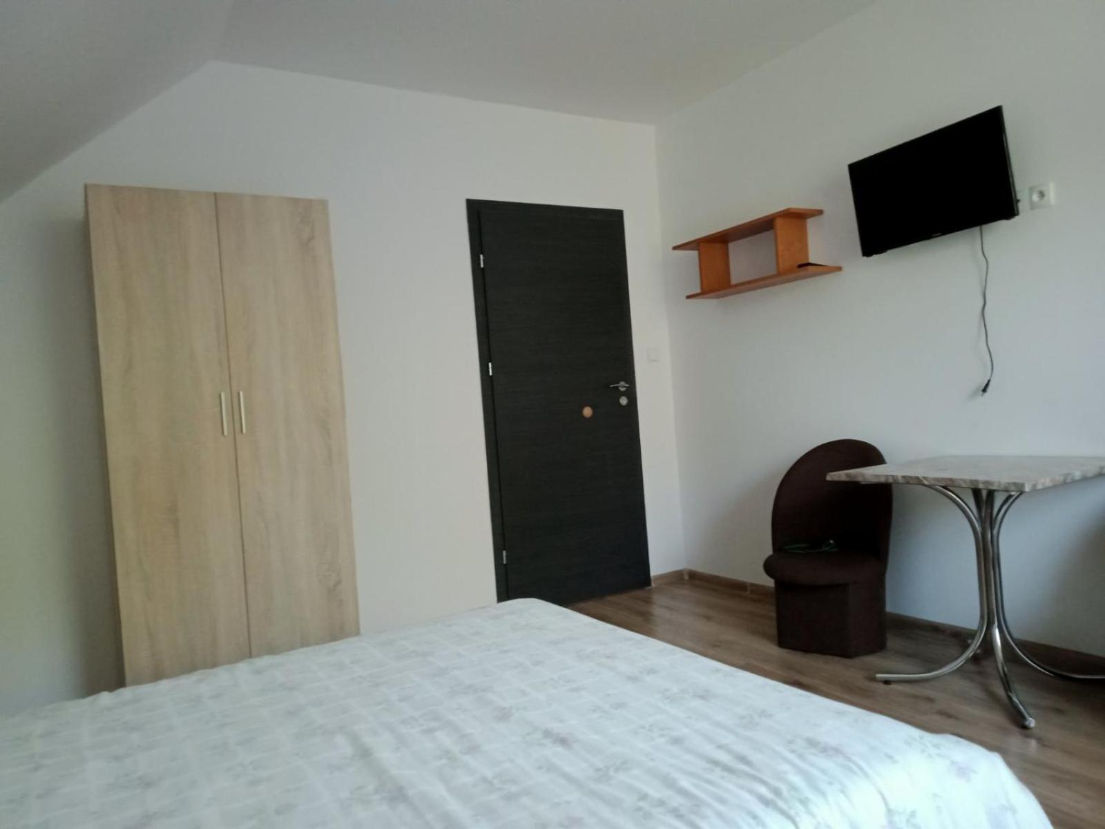 Pokoje U Nadii Apartman Karwienskie Bloto Drugie Szoba fotó